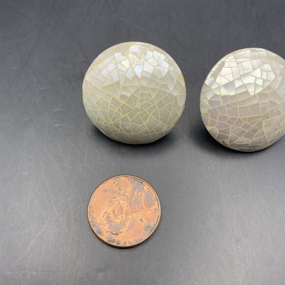 Karla Jordan Mother Of Pearl Earrings Omega Pierced Round Mosaic Look Vintage - Picture 5 of 7